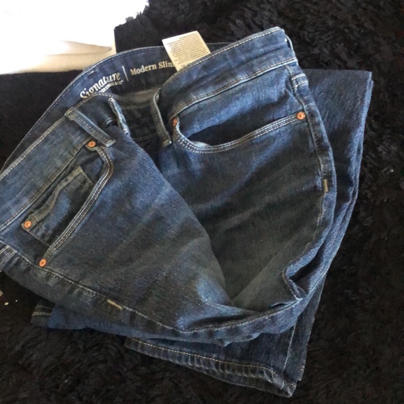 Jeans - Picture 2 of 3